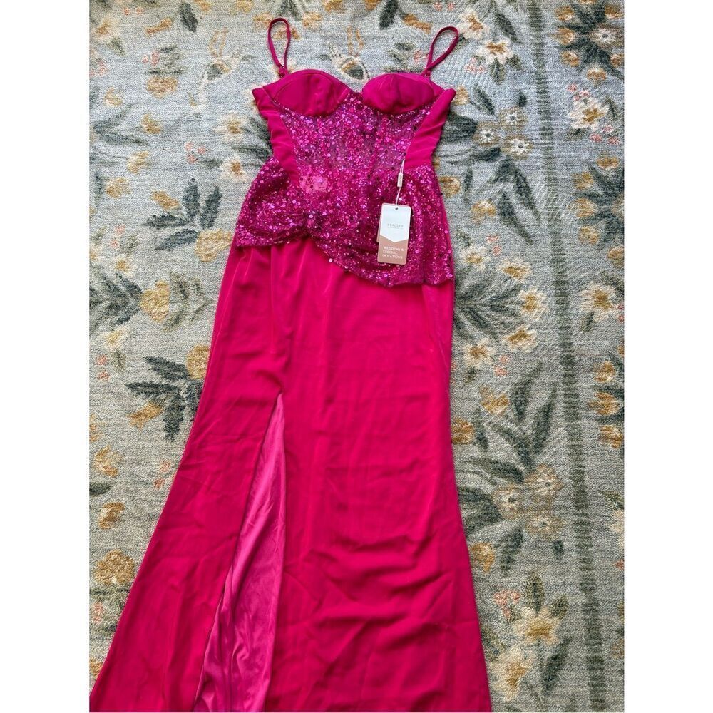 STACEES NWT Sleeveless Sequins Prom Dress Size 6 Corset
